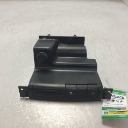 9685804377 console centrale slot aux Peugeot 207 1.4 HDI 50 KW 2011