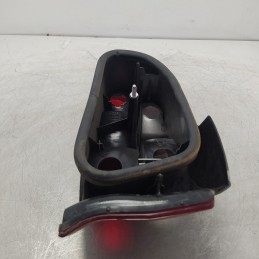 6350L8 FARO FANALE STOP CITROEN SAXO 1999-02 POSTERIORE SX SINISTRO LEGGERO GRAFFIO LATO INFERIORE