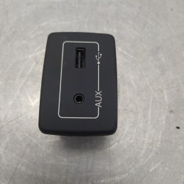 7356546330 Interruttore presa usb aux Fiat 500 L 351 352 2012 IN POI 