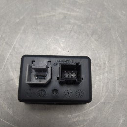 7356546330 Interruttore presa usb aux Fiat 500 L 351 352 2012 IN POI 