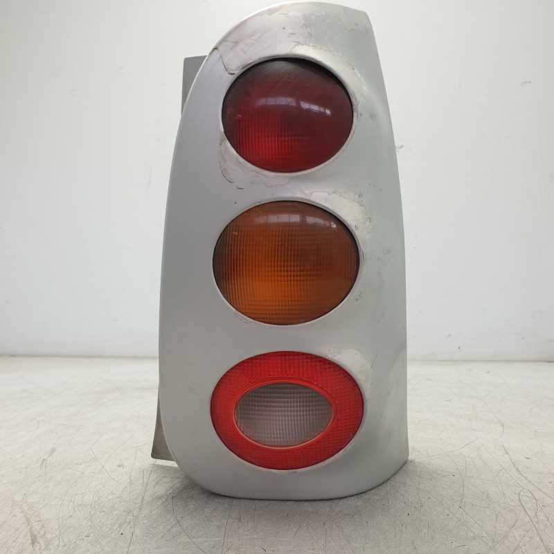 0013203V001C99Y00 faro fanale stop Smart W450 Fortwo 2000-07 posteriore DX destro cornice grigia