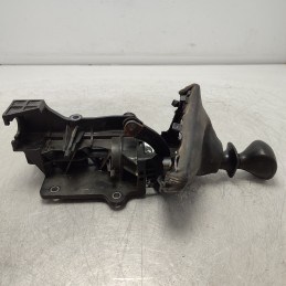 46313619 torretta leva cambio Lancia Ypsilon 1.2 bifuel 51 KW 5M 2011