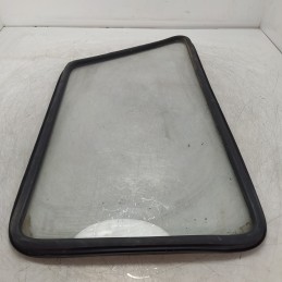 Vetro fisso posteriore DX Innocenti Mini 650cc 23 KW 1987