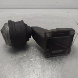 1112230904 supporto sostegno motore Mercedes W209 CLK 1.8 B Kompressor 2002 lato sinistro