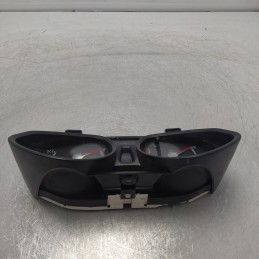 2086520 quadro strumenti contachilometri Ford Fiesta VI MK6 CCN 1.4 B 2012 vetro lato DX con crepa