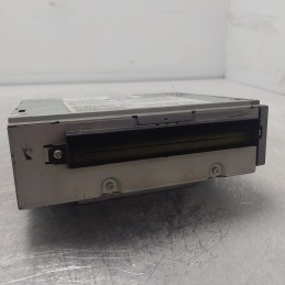 30752371-1 autoradio stereo lettore CD Volvo V50 2.0 D 100 KW 6M 2005 