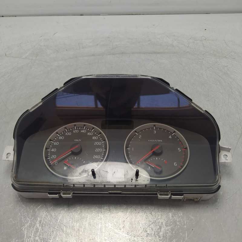 30710071 quadro strumenti contachilometri Volvo V50 2.0 D 100 KW 6M 2005 graffio plastica trasparente