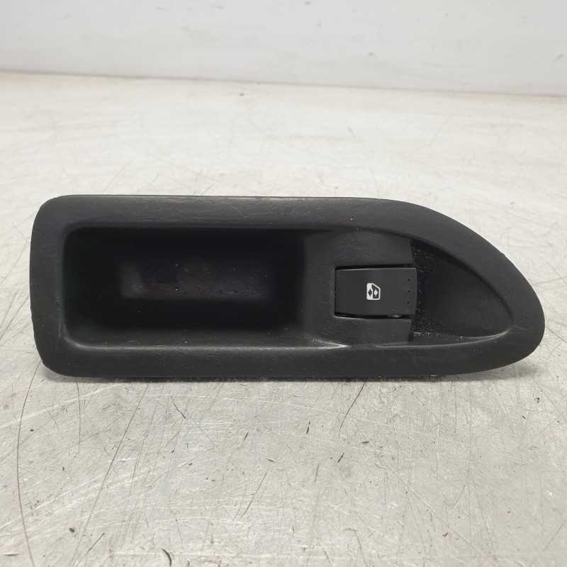 8200016014 pulsante interruttore alzavetro Renault Laguna MK2 1.9 DCI 2004 post DX