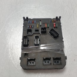 S118085300 Body computer scatola portafusibili Citroen C2  1.1benz 44kw HFX 2004