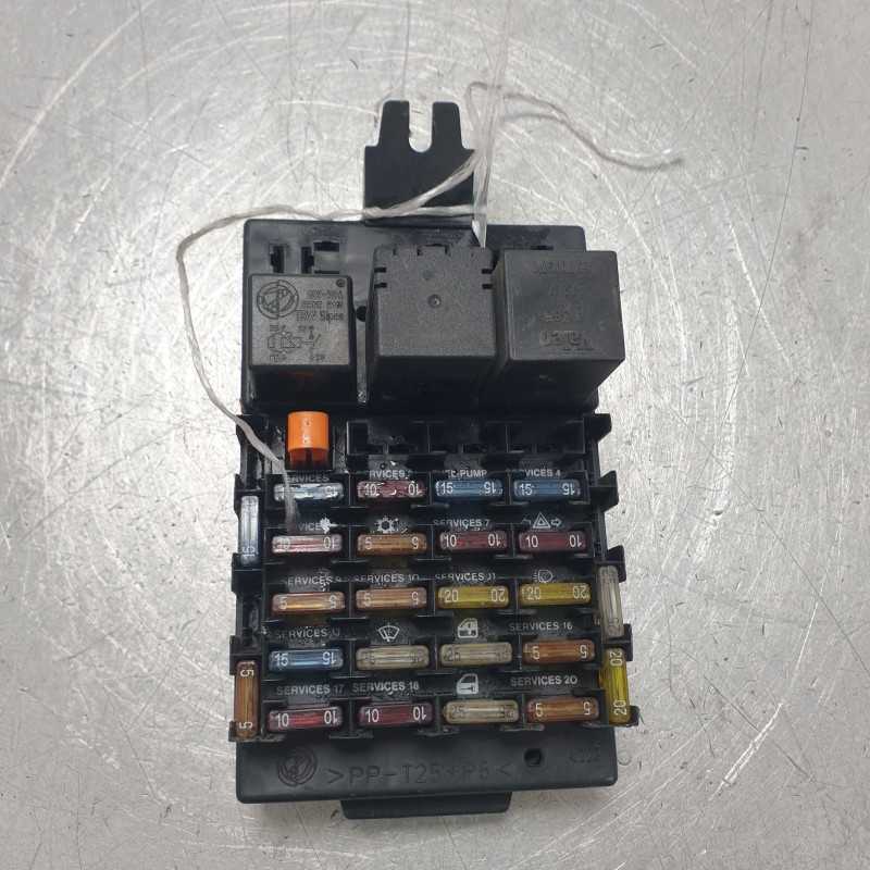 60659405 centralina scatola porta fusibili Alfa Romeo 166 2.4d 110kw 841C000 2003