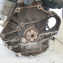 Motore nudo Opel Corsa D 1.2benz 63kw A12XER 2011 privo di frizione impianto bosch