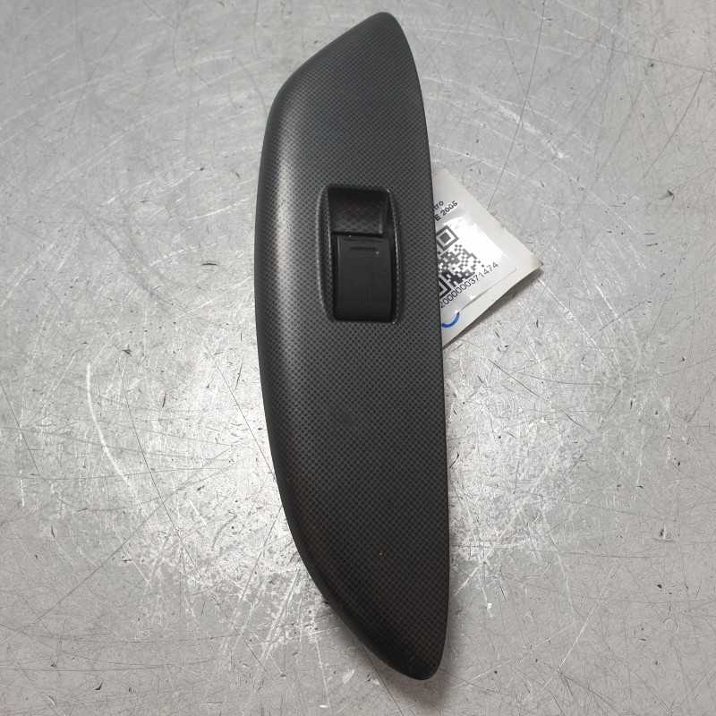 7423152030C0 Interruttore pulsante alzavetro ant dx Toyota Yaris P1F 1.0B 48KW 1SZFE 2005