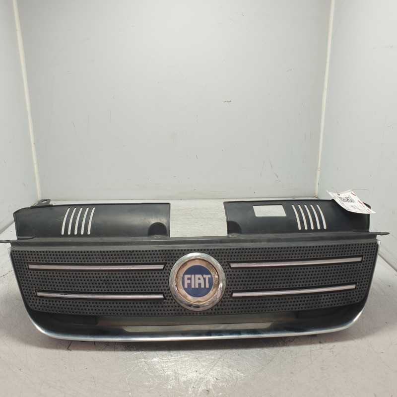 735365526 griglia mascherina calandra anteriore Fiat Idea 1.4 16V B 95 CV 2003