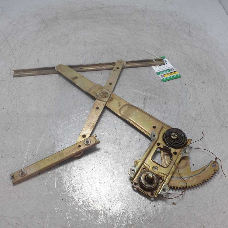 807000Y700 meccanismo alzavetro alzacristallo Nissan Patrol TR 3.3 1986-02 anteriore DX manuale