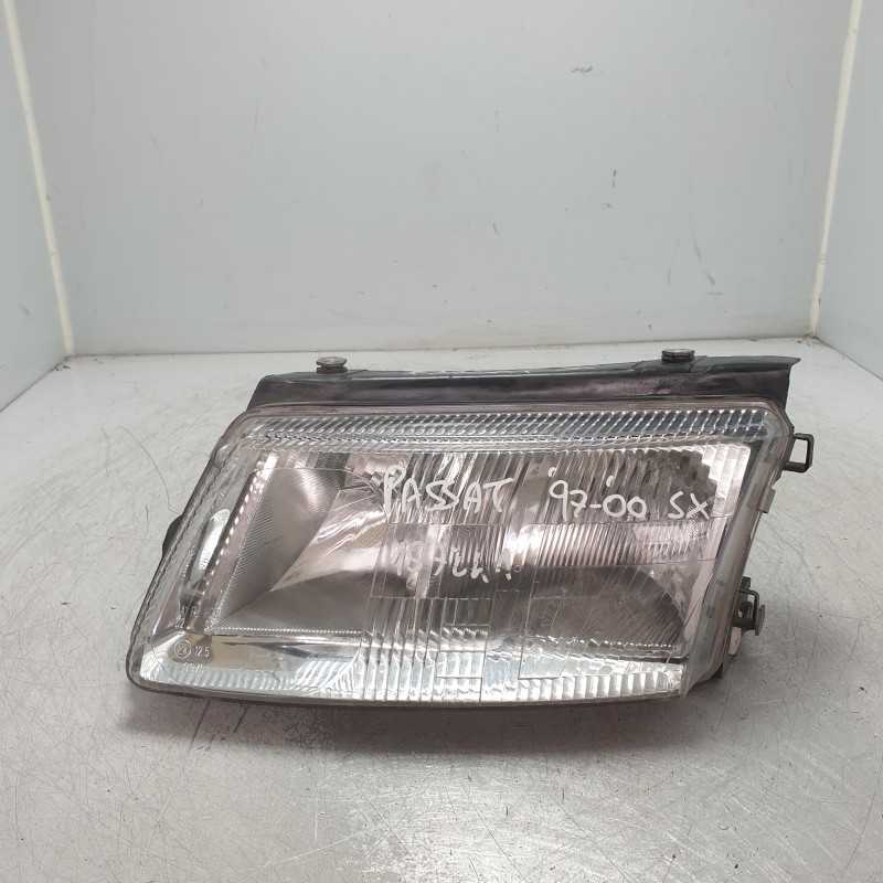 3B0941017R Faro fanale proiettore luci frontali sx Volkswagen Passat IV 3B2 3B3 3B5 3B6 1996-06