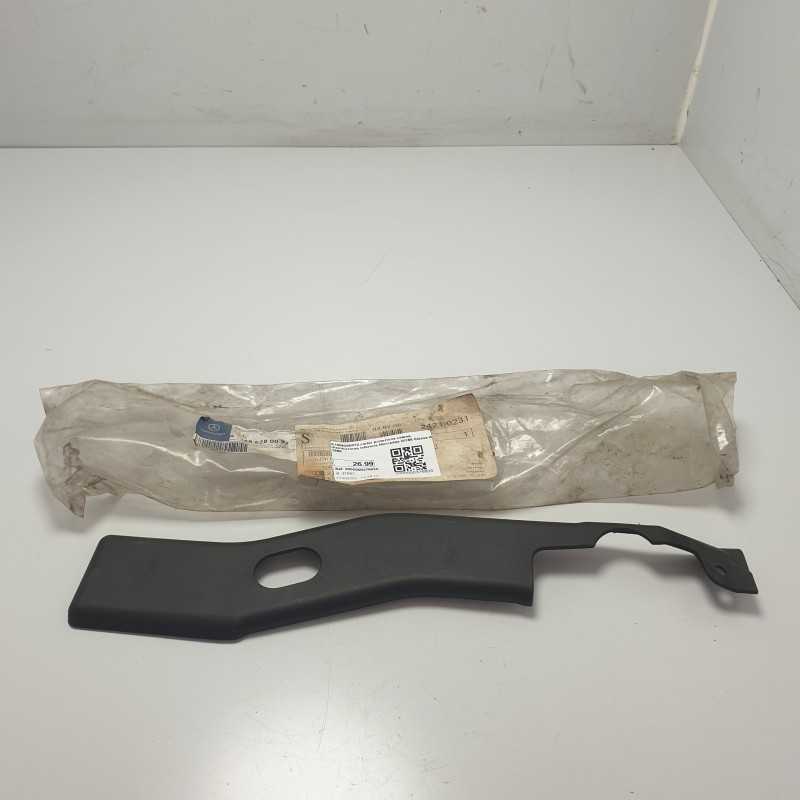 A1686280072 carter protezione catena distribuzione inferiore Mercedes W168 Classe A 1998