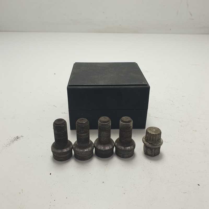 Serie 4 bulloni e chiave antifurto VW Golf IV MK4 1997-07