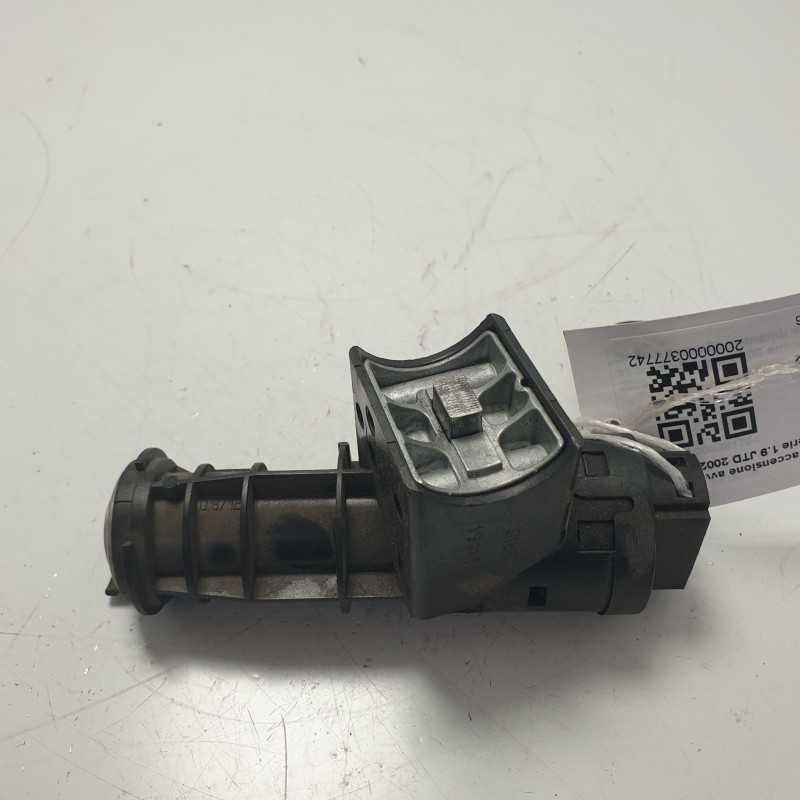 46819068 blocchetto accensione avviamento Alfa Romeo 147 2° serie 1.9 JTD 2002-11 con chiave