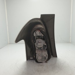 815510F020 faro fanale stop Toyota Corolla Verso 2.0 D4D 16V 85 KW 2004 posteriore DX destro