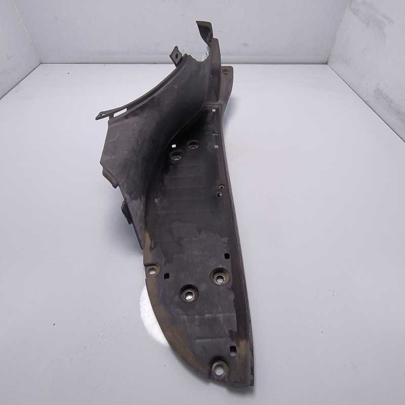 DIS103231 carena laterale pedana Aprilia Scarabeo 200cc 1999-04 ZD4SD SX sinistra