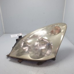 811700F010 faro fanale proiettore Toyota Corolla Verso 2.0 D4D 16V 85 KW 2004 anteriore SX sinistro da lucidare