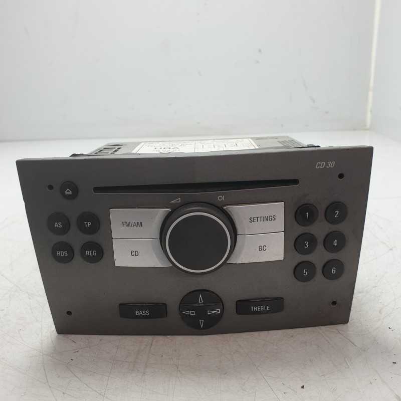 13190856 Autoradio cd Opel Astra H 1.7cdti SW 2006 sprovvista cod sblocco