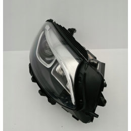 Faro mercedes