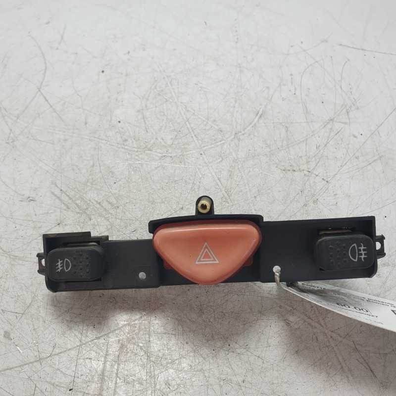 60657155 Interruttore pulsante comandi centrali luce emergenza Alfa Romeo GTV Spider Coupè 1997-06