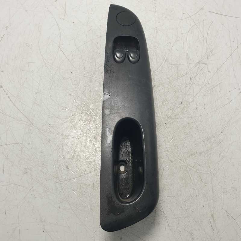 96563824 pulsantiera interruttori alzavetri alzacristalli Daewoo Matiz MK1 2002 anteriore SX sinistro