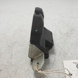 55701971 Serratura portellone bagagliaio post Opel Corsa  D 1.2 benz 59kw Z12XEP 2007