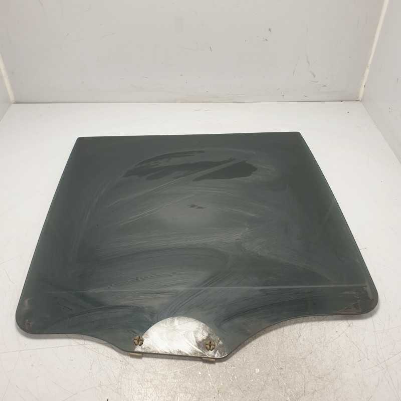 5736A540 vetro scendente privacy portiera post dx Mitsubishi Pajero III 3.2 DI-D 4X4 2000-07