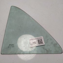 1247350109 vetro triangolo...