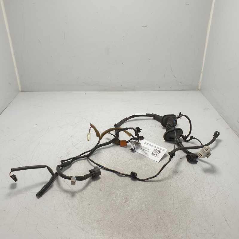 8512A308 Cablaggio impianto elettrico porta ant dx Mitsubishi Pajero III DI-D V60 4X4 5P 2000-07