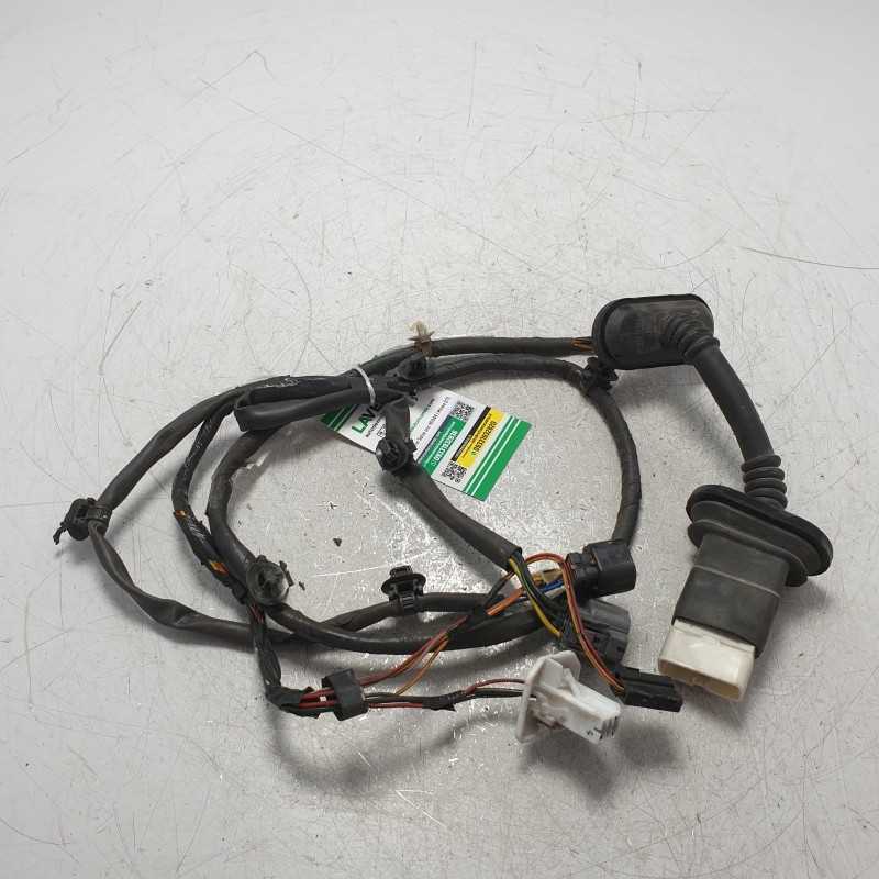 8512A270 Cablaggio impianto elettrico portiera post dx Mitsubishi Pajero III 3.2 DI-D 4X4 2000-07