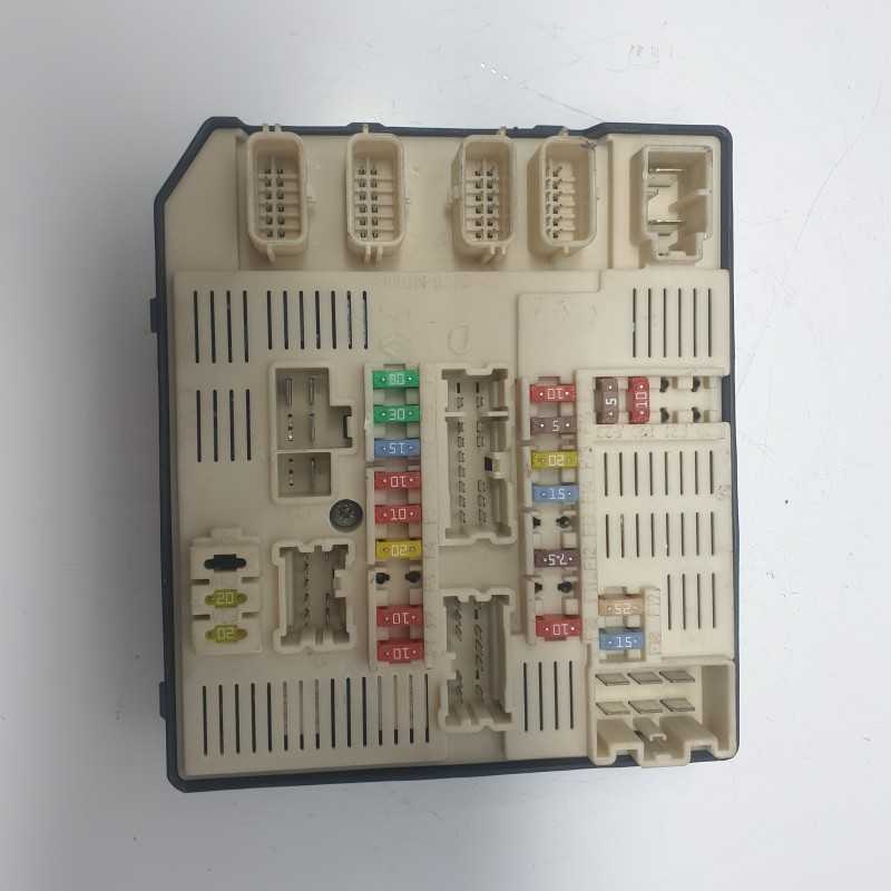 CENTRALINA SCATOLA FUSIBILI BODY COMPUTER RENAULT LAGUNA MK3 2.0 DCI 2007-15 284B60012R
