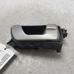 5716A236XA Maniglia interna porta ant dx Mitsubishi Pajero III DI-D V60-70 4X4 3P 2000-07 MR432272