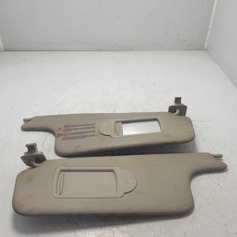 8200246823 Alette pantine parasole 2xpz Renault Megane II 1.9 88KW F9QB8 2005 8200246819