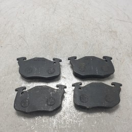 2200370 DP263  Kit 4 pastiglie freno anteriore Peugeot 205 305 309 Renault 11 18 19 Clio 1983