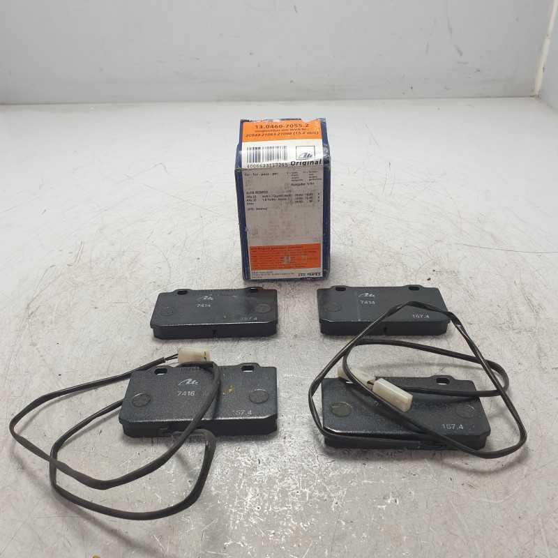 795357 Kit 4 pastiglie freno anteriori Alfa Romeo 33 905 1.7 Q.V. Arna 920 1985-89 Atè 13046070552 15,2 mm