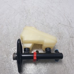 7117258 pompa freni con vaschetta Ford Fiesta MK3 GFJ modello senza ABS 1989-95