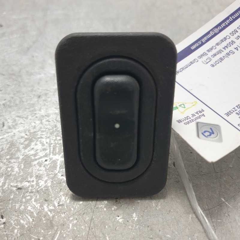 24409207 Interruttore pulsante alzacristalli alzavetri anteriori Opel Corsa C 2000-06 4pin