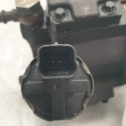 9658176080 Pompa common rail alta pressione Citroen C3 1.4 50KW 8HZ 2007 connettore da sostituire