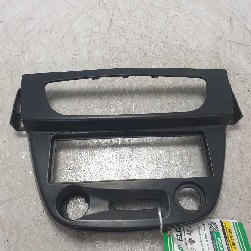 281250-07 Finitura adattatore radio Renault Megane III SW 2008