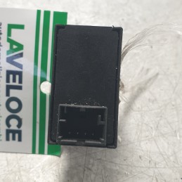 735500049 Interruttore pulsante alzavetro alzacristalli ant dx Fiat Punto 199 EVO 1.3MTJ 199A9000 2011