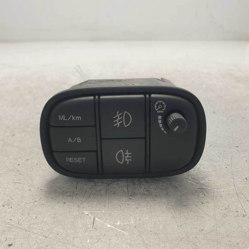 2R8311654 Pulsantiera interruttori fendinebbia Jaguar S-Type X200 2.7D 2004-05
