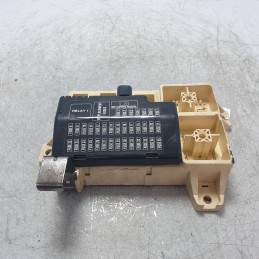 4R8T14A067AB Scatola porta fusibili Jaguar S-Type X200 2.7D 2004-05