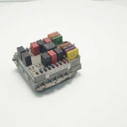 CENTRALINA ECU SCATOLA FUSIBILI MODULO CONTROLLO FIAT PUNTO 2° SERIE 188 1.9 JTD 46760257 HGT
