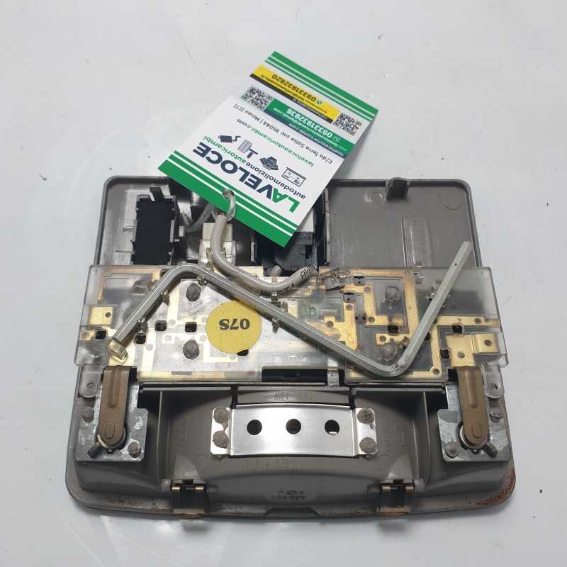 8Z0947111 Plafoniera luciabitacolo centrale Audi A2 8Z0 1.4TDI AMF 2002