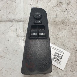 735411026 pulsantiera...