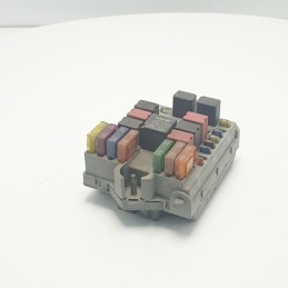CENTRALINA ECU SCATOLA PORTAFUSIBILI  MODULO CONTROLLO FIAT PUNTO 188 2° SERIE 1.9 JTD 46760257